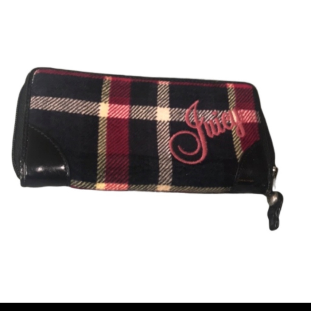 juicy couture wallet great shape